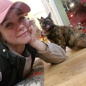 Meet your Posher, Corinne